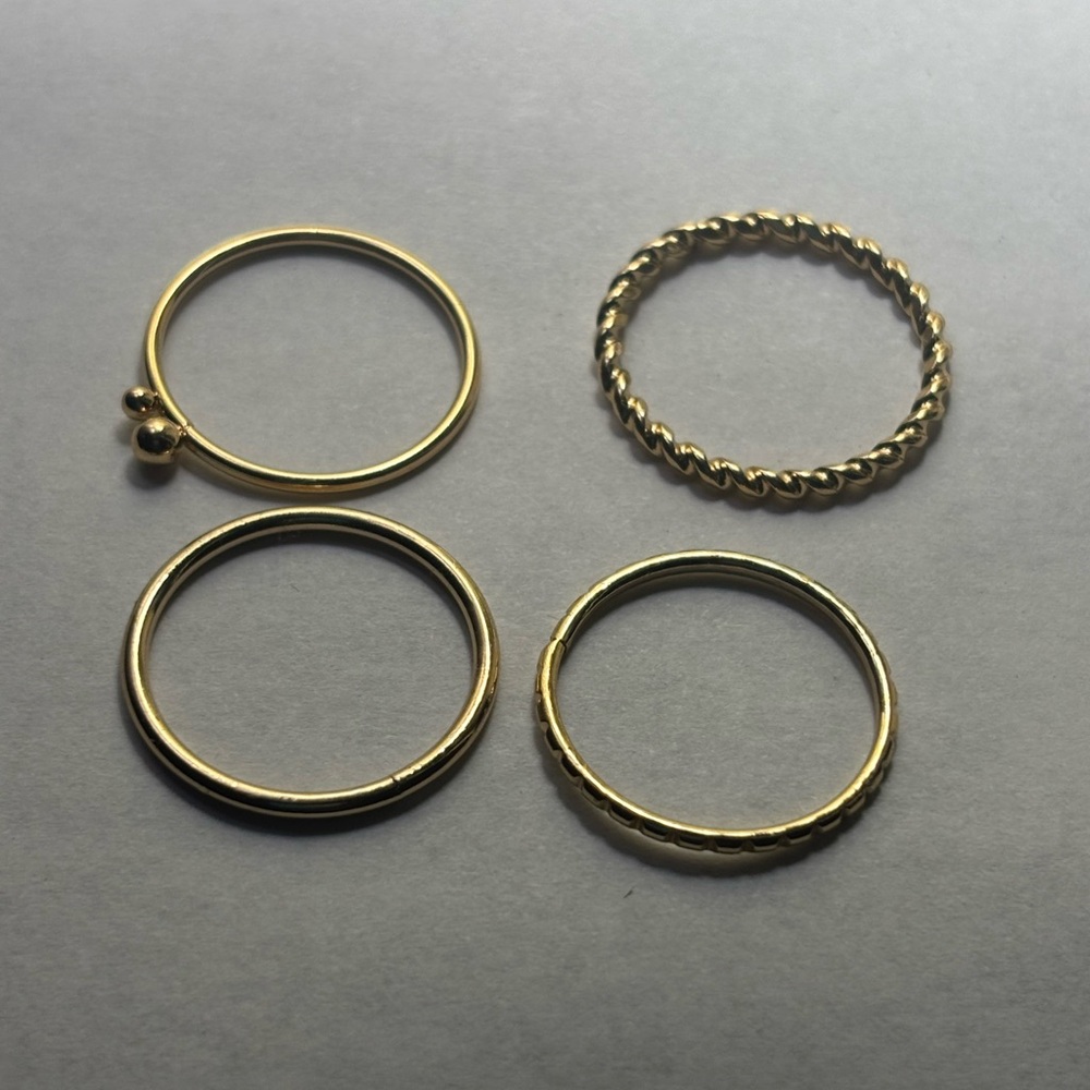 Elegant Gold Ring Set